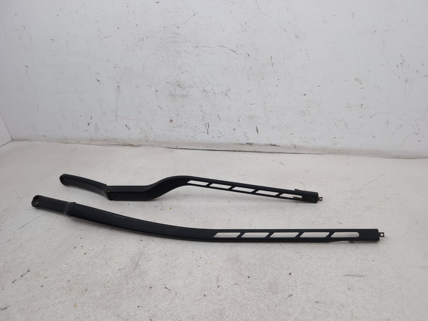 Wiper Front Arm 3