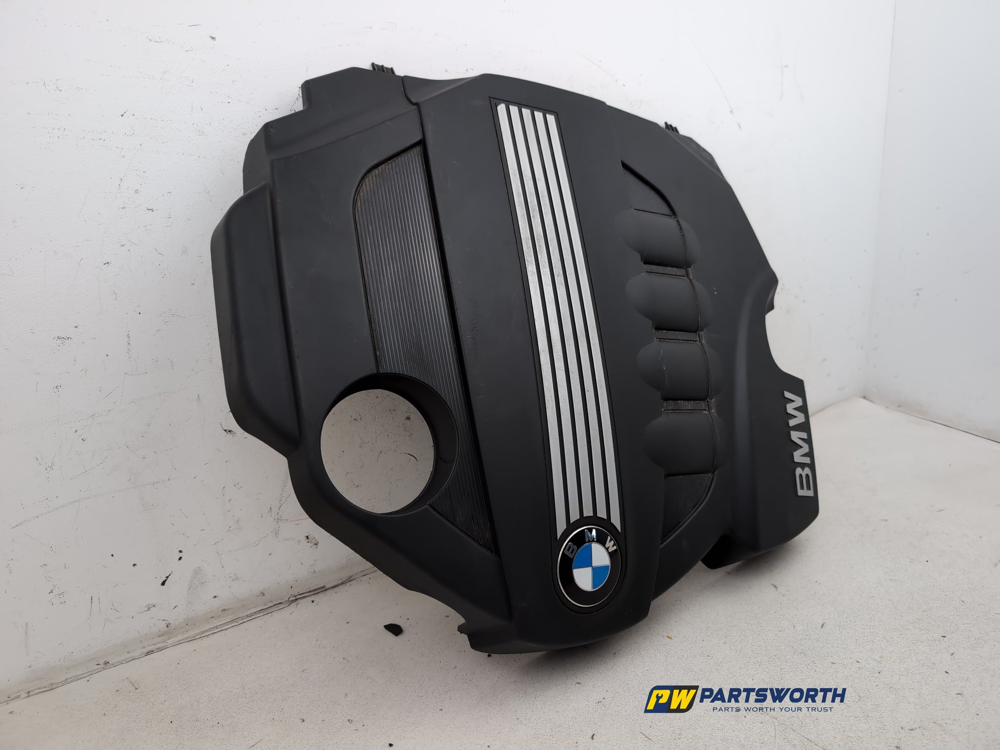 Engine Cover 3