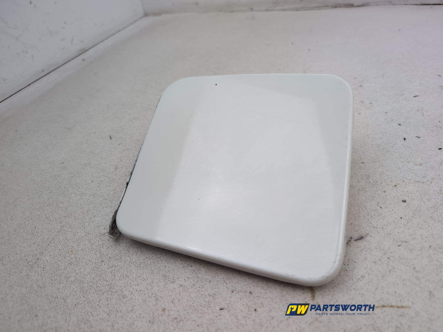 Fuel Filler Flap 3