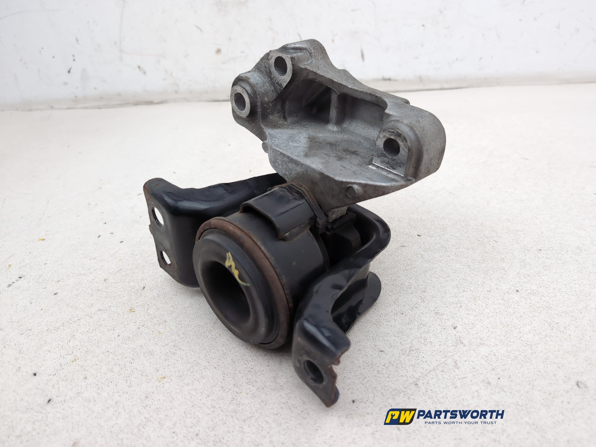 Engine Mounting Bracket 3
