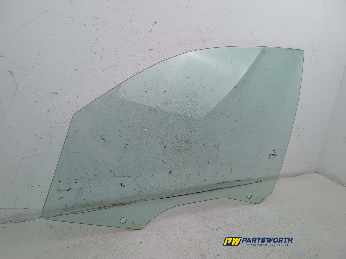 Door Glass Front LH 3
