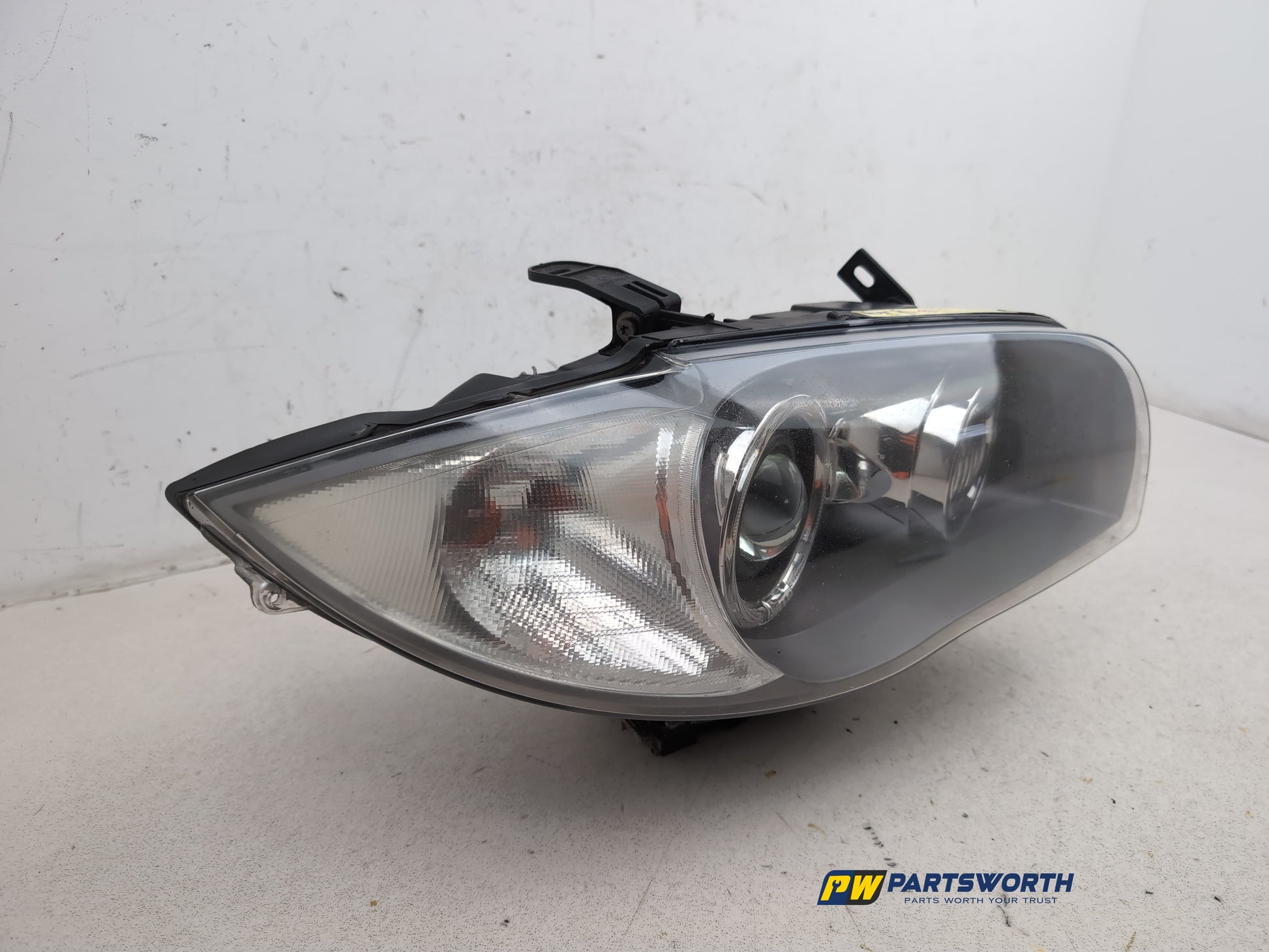 Headlamp RH 3