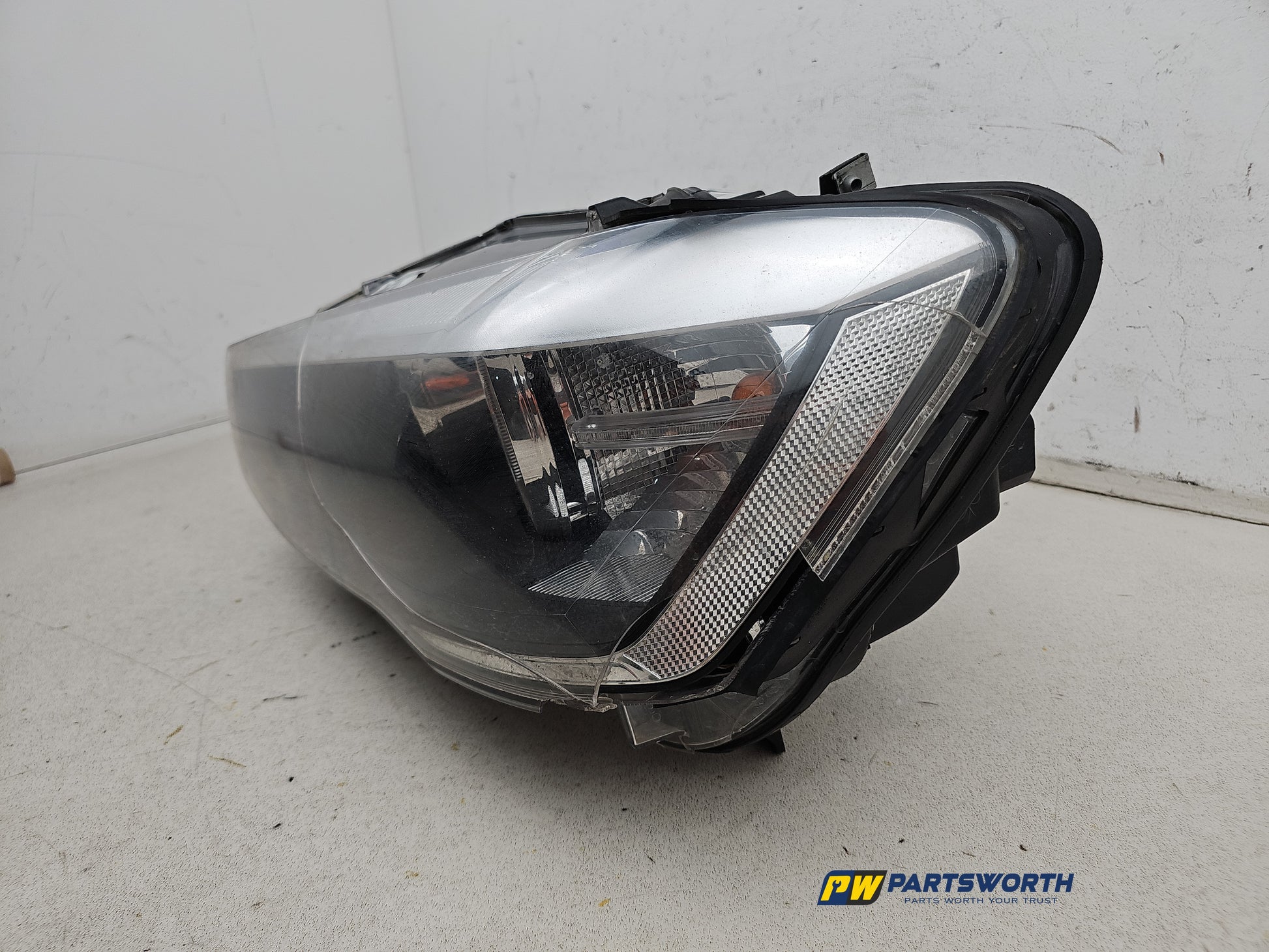 Headlamp LH 3
