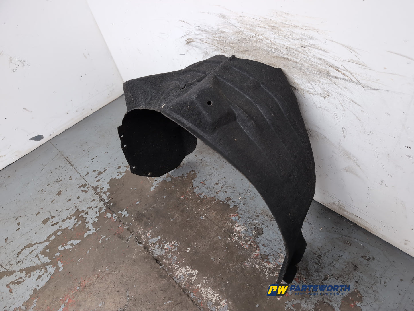 Moulding Wheel Arch Rear RH 3