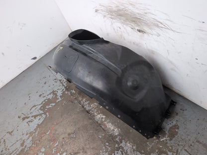 Moulding Wheel Arch Front RH 3