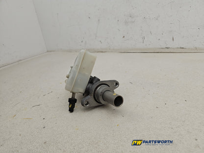 Brake Master Cylinder Assembly 3