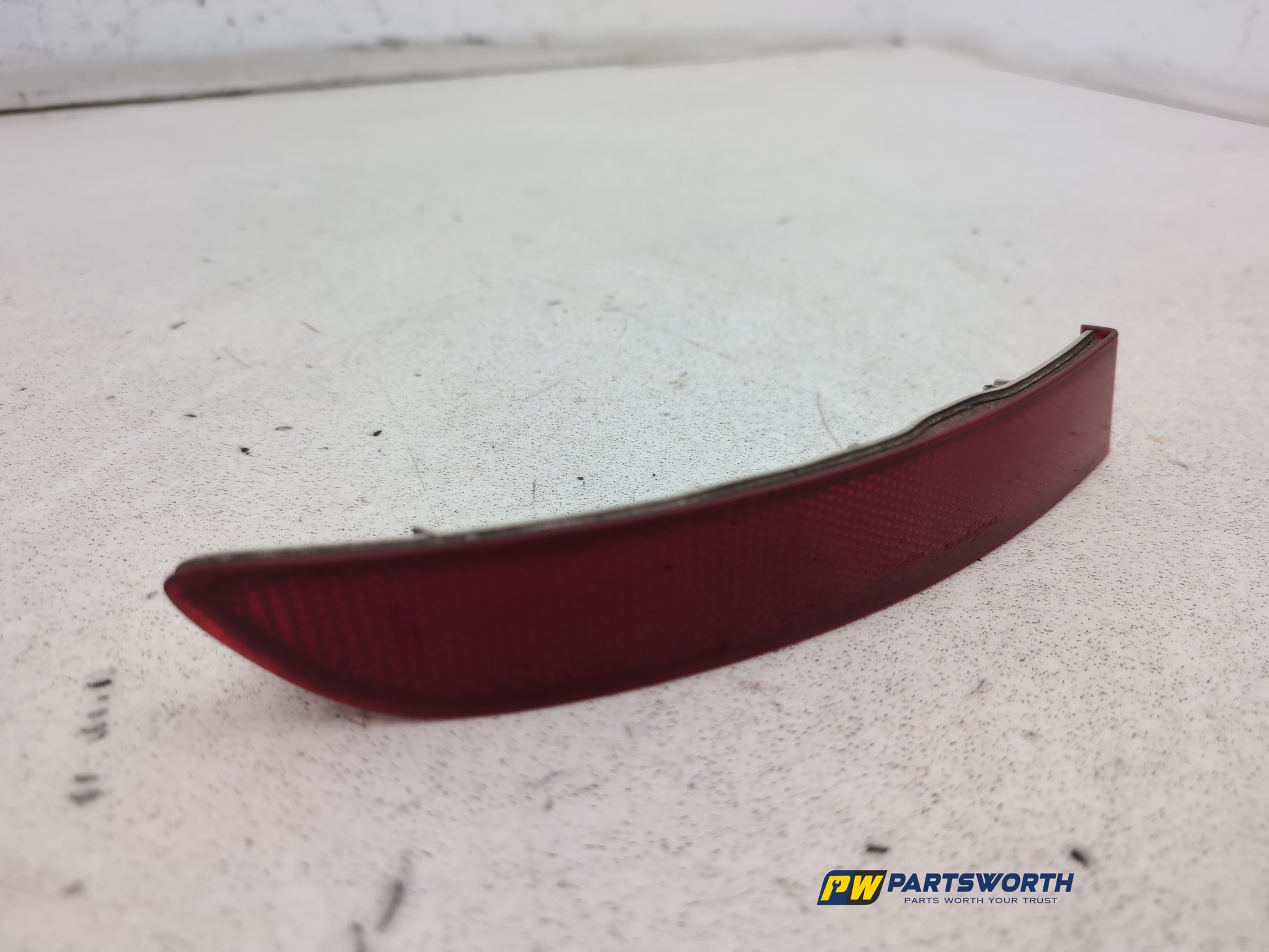 Reflector Rear LH 3