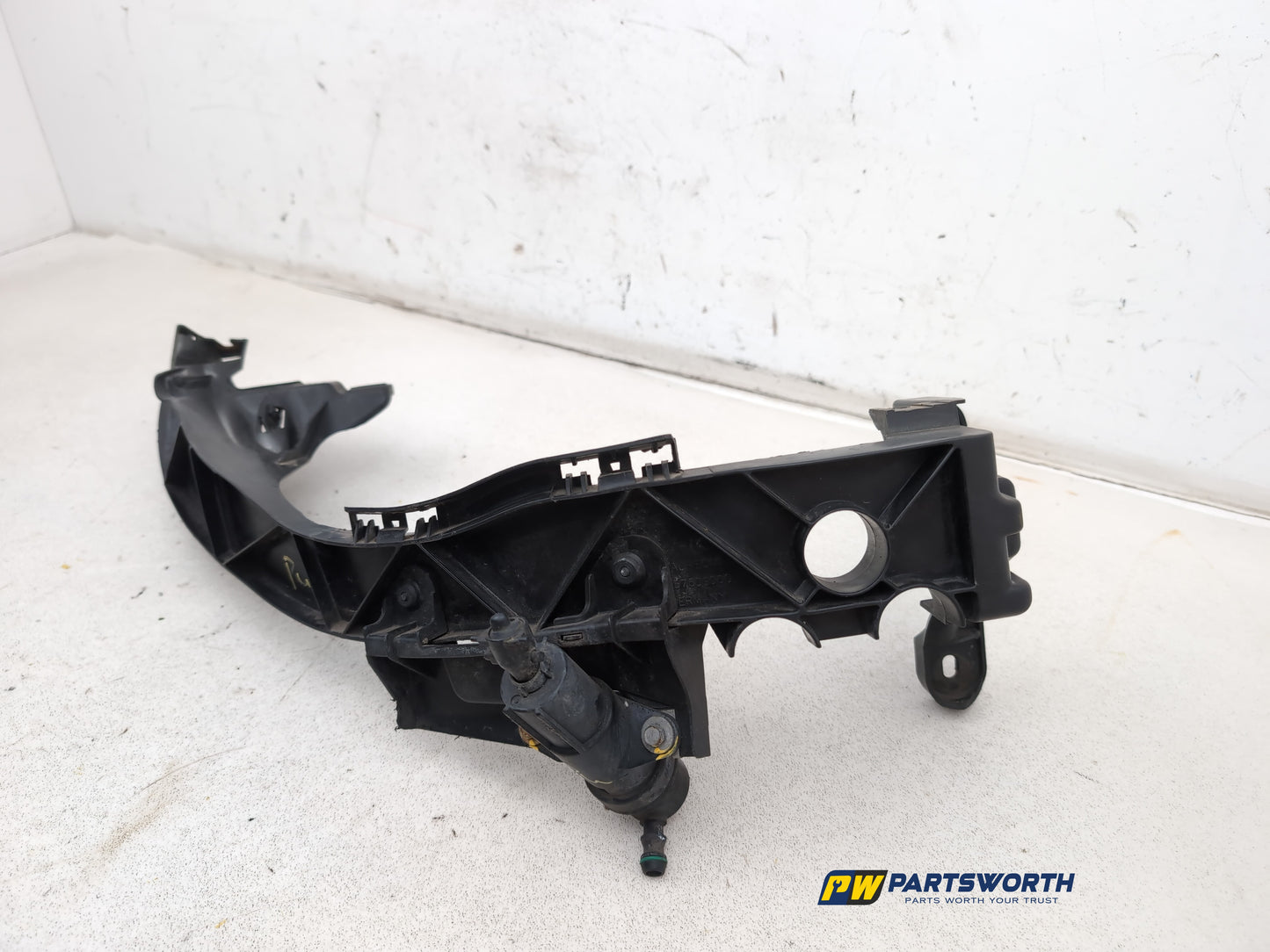 Headlamp Panel Support Bracket RH 3
