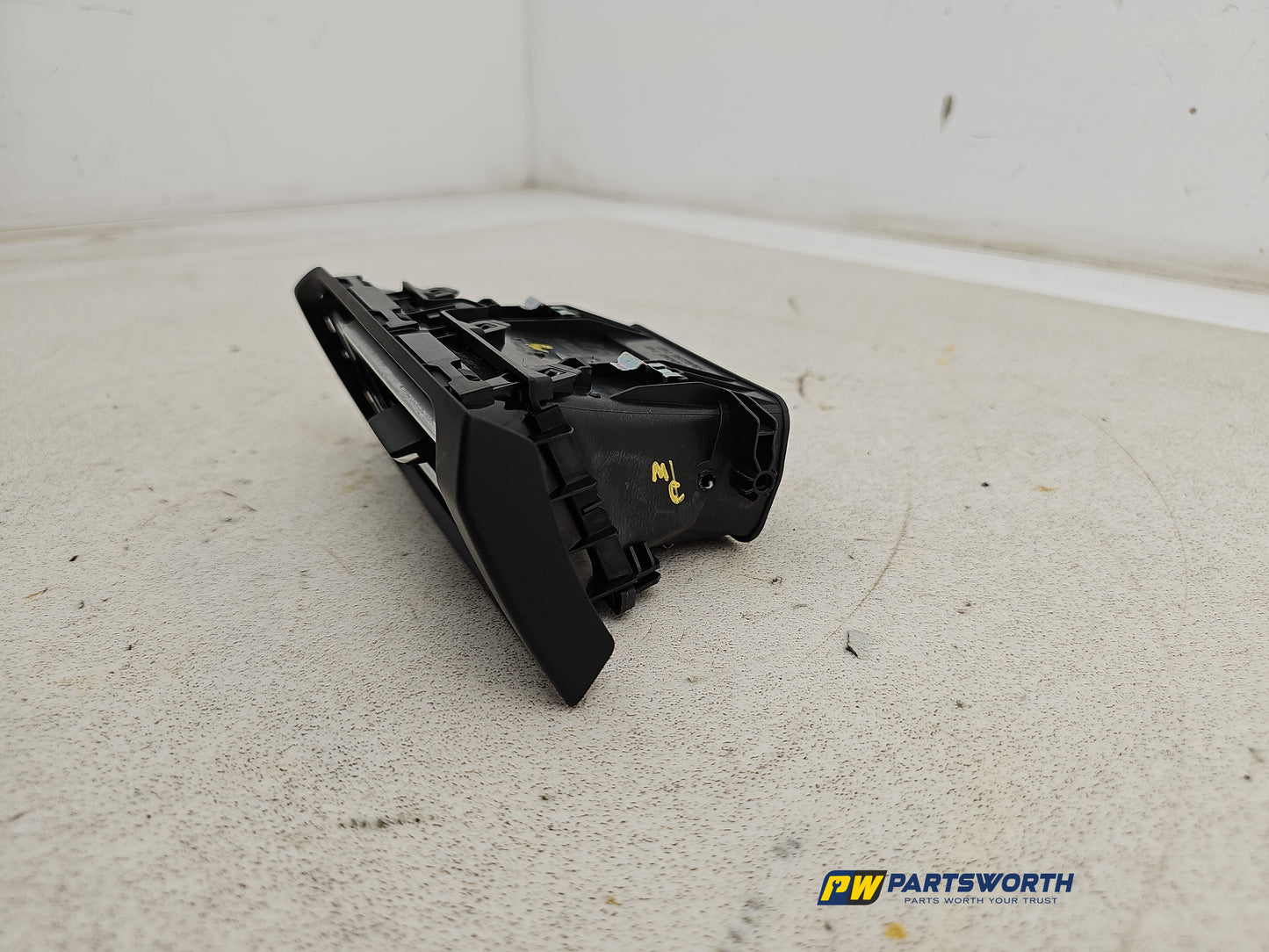 Dashboard Trim With Air Vent  3