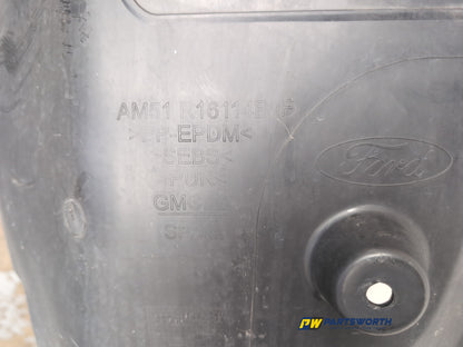 Moulding Wheel Arch Front RH 6