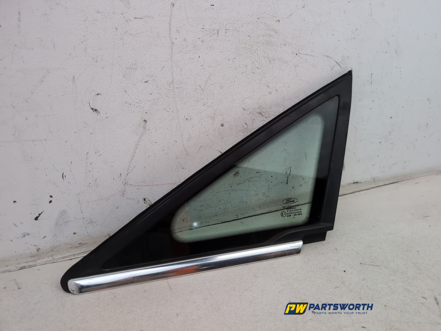 Door Glass Quarter Light Front LH 3