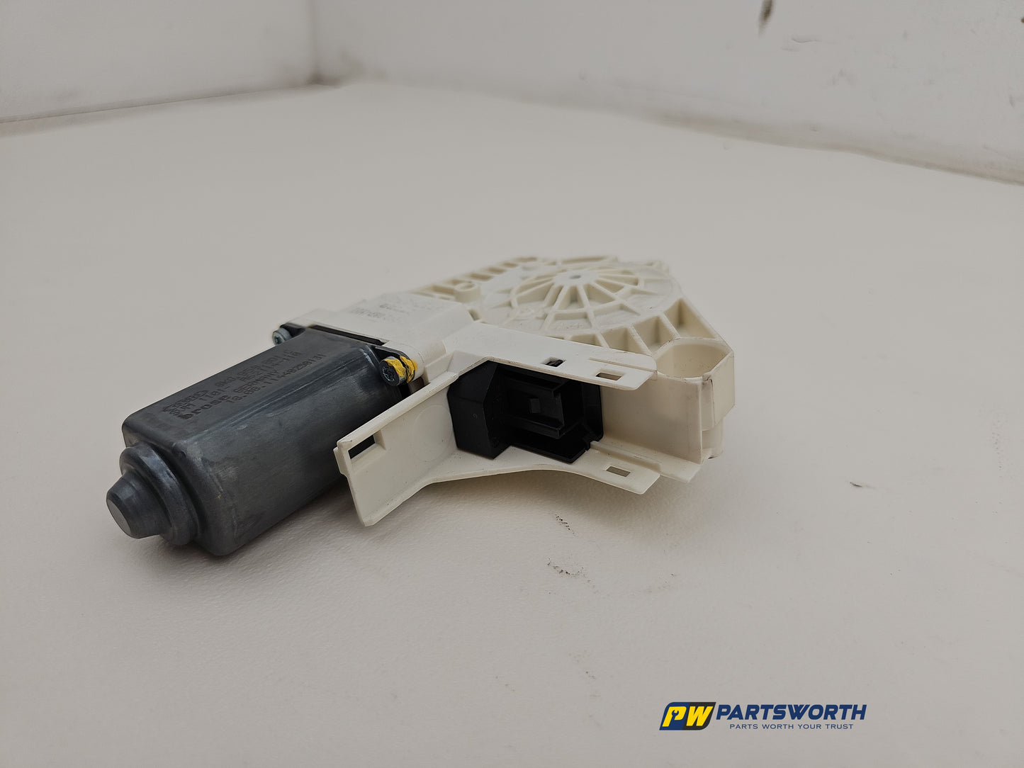 Left Front Window Motor 3