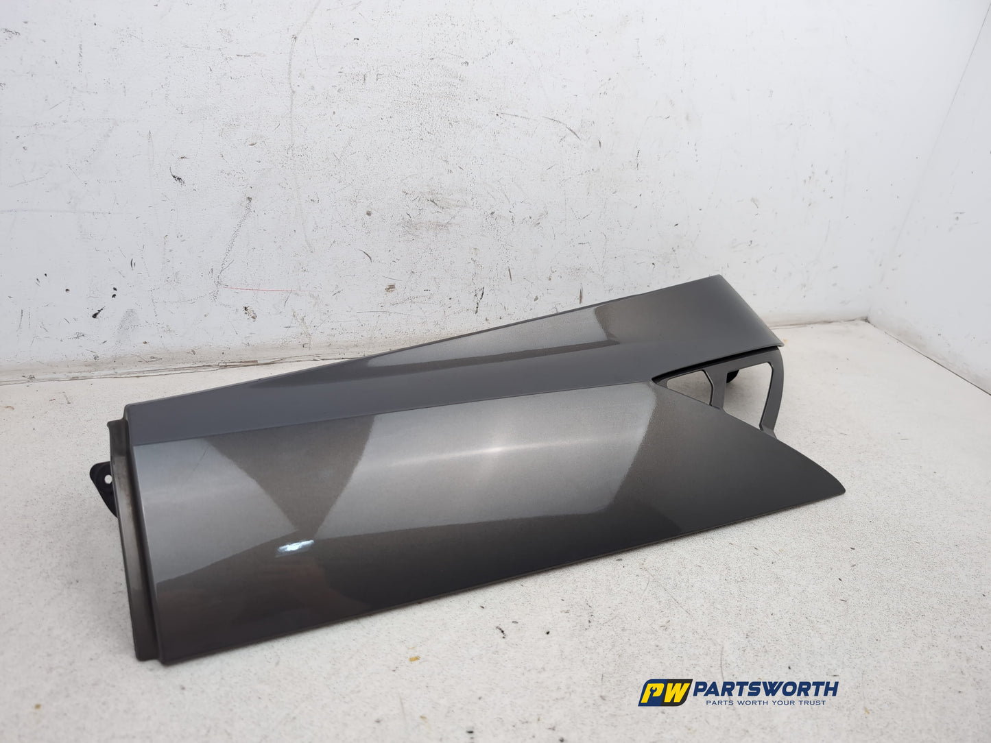 Moulding Quarter Panel LH 3