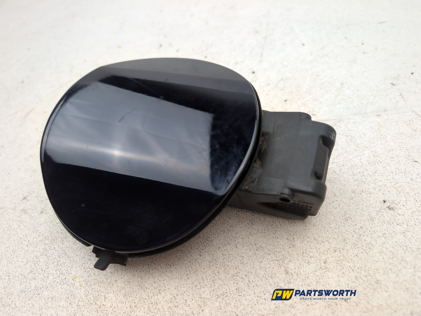 Fuel Filler Flap 3