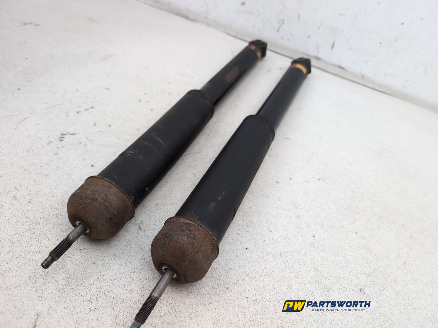 Rear Shock Absorber 3