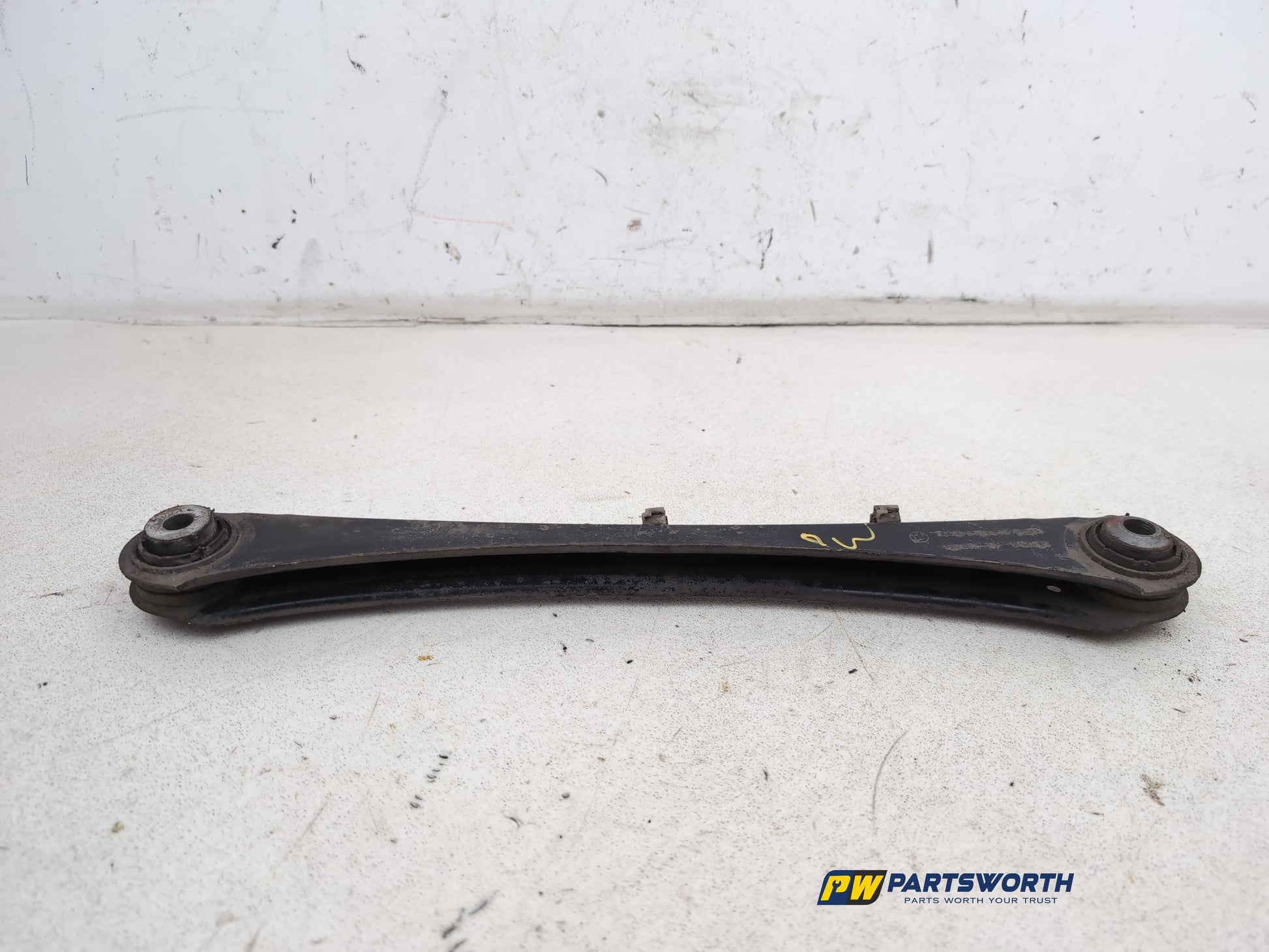 Suspension Arm Rear Wishbone LH 3