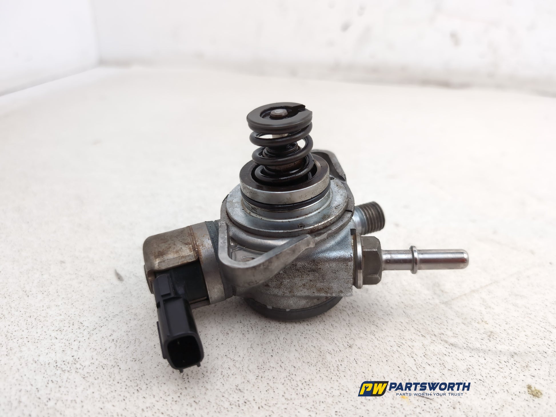 High pressure fuel pump 3