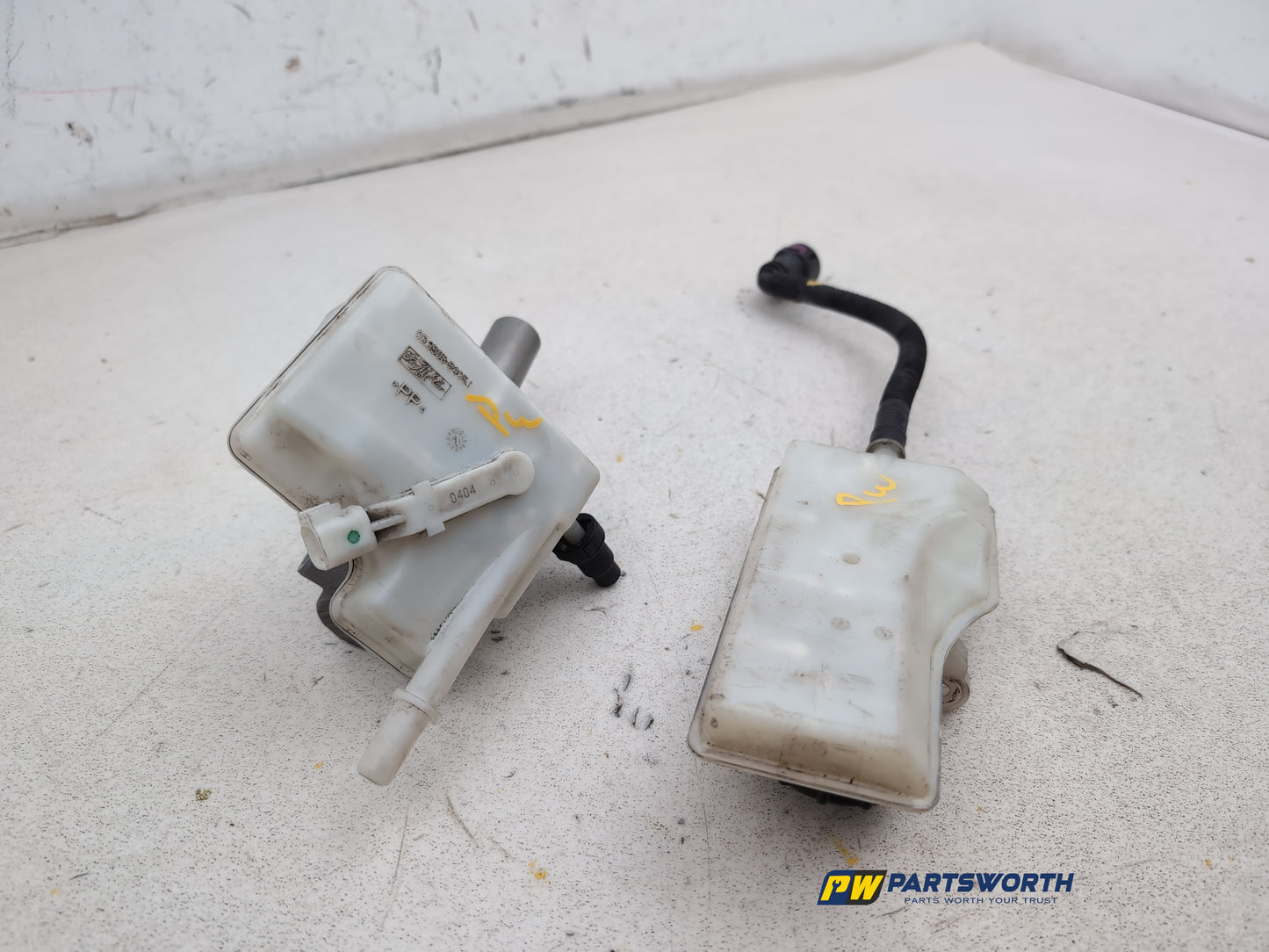 Brake Master Cylinder Assembly 3