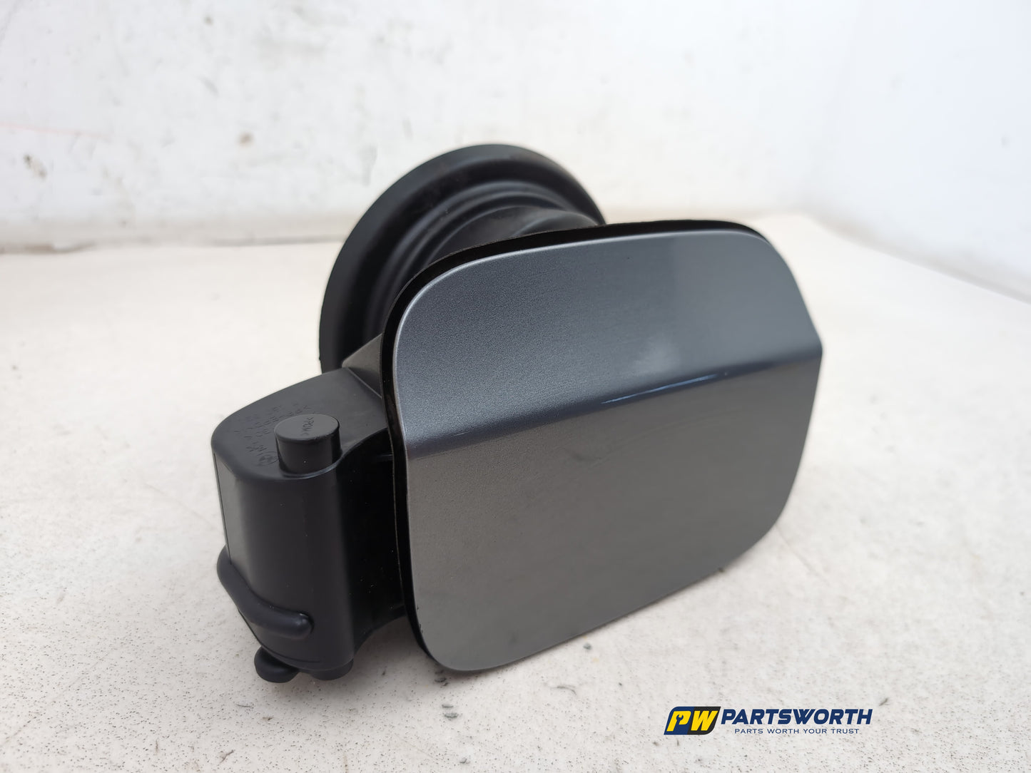 Fuel Filler Flap 3