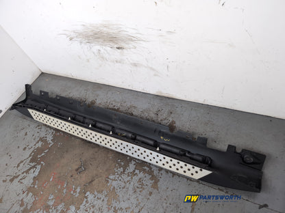 Side Skirt RH 3