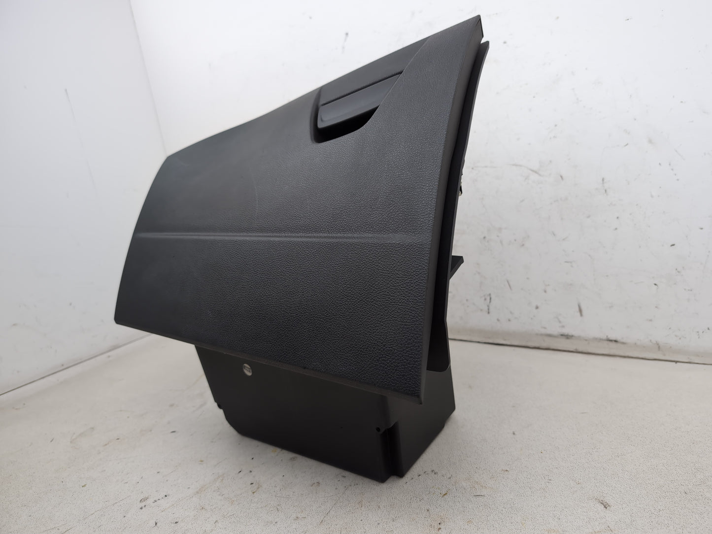 Glove Compartment Assembly 3
