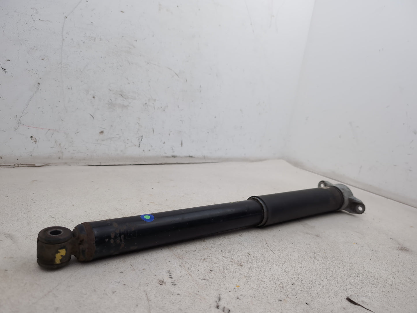 Shock Absorber Rear RH 3