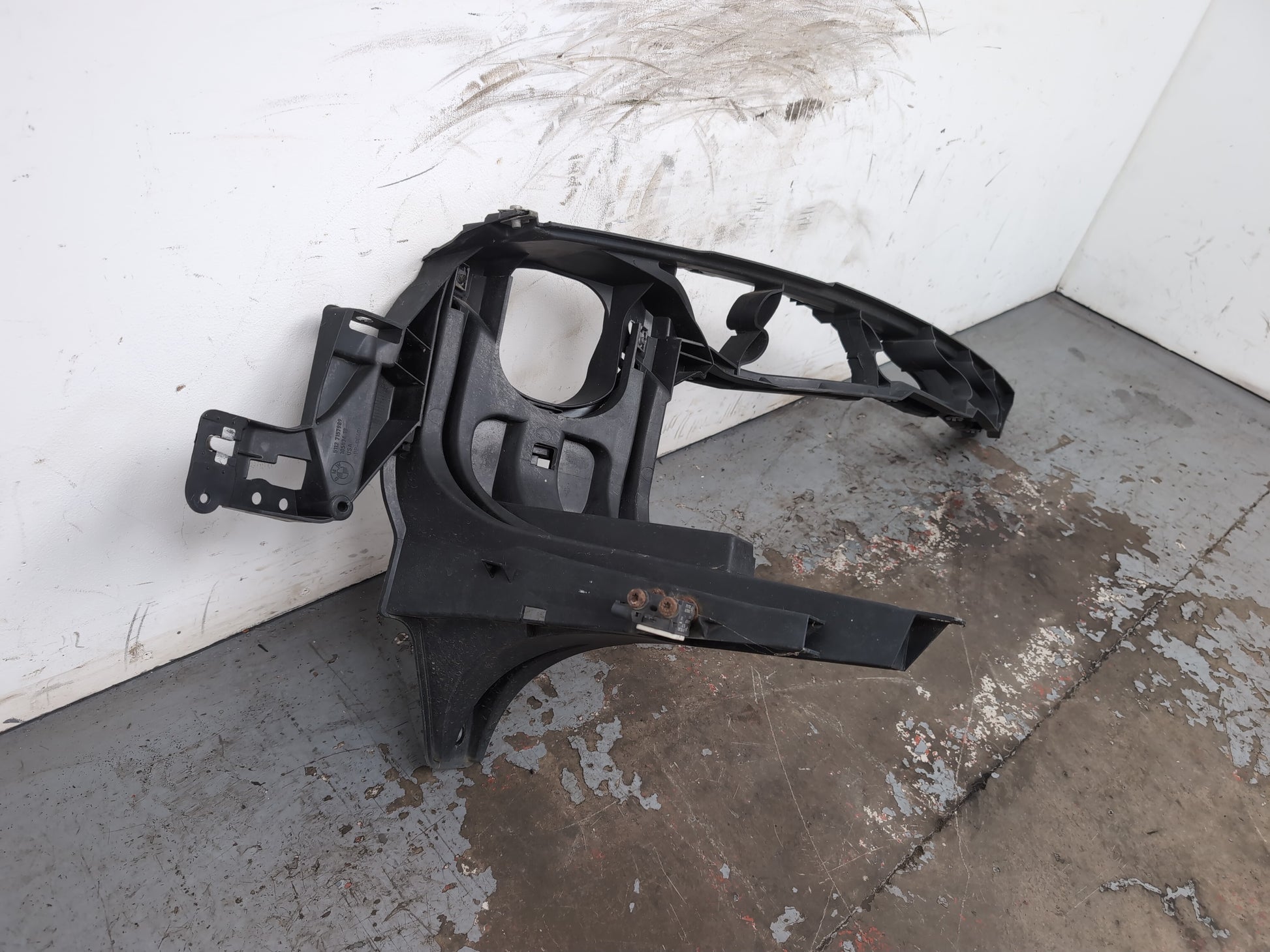 Headlamp Panel Support Bracket LH 3