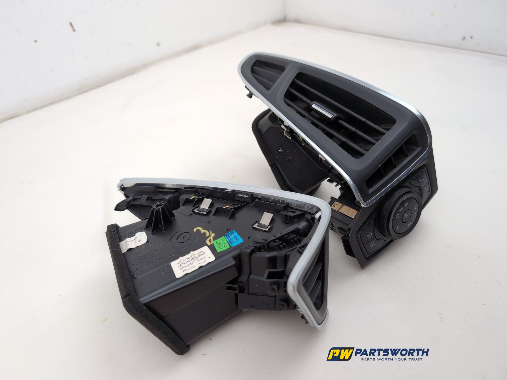 Dashboard Trim With Air Vent  3