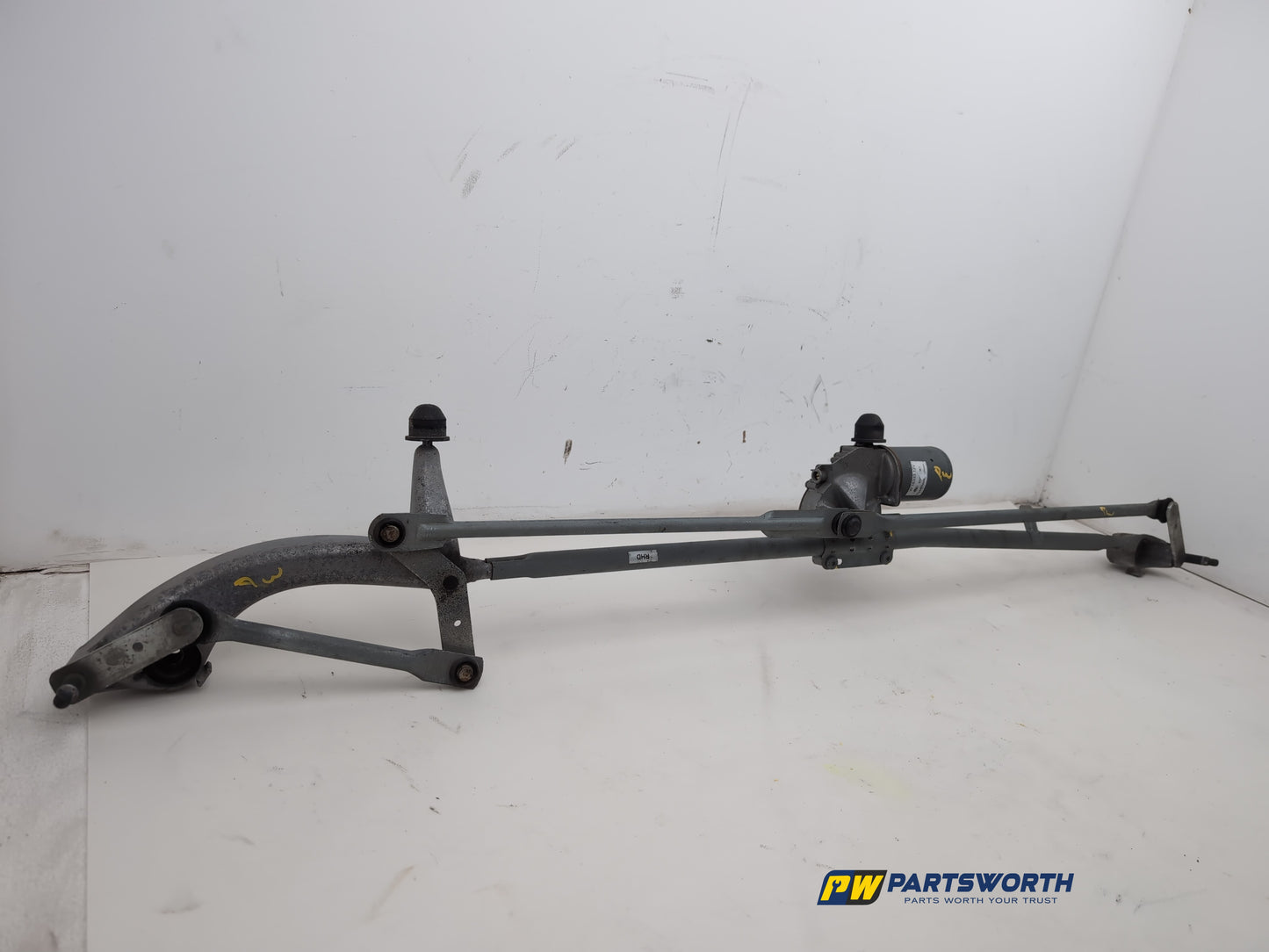 Front Wiper Motor & Mechanism / Linkage 3