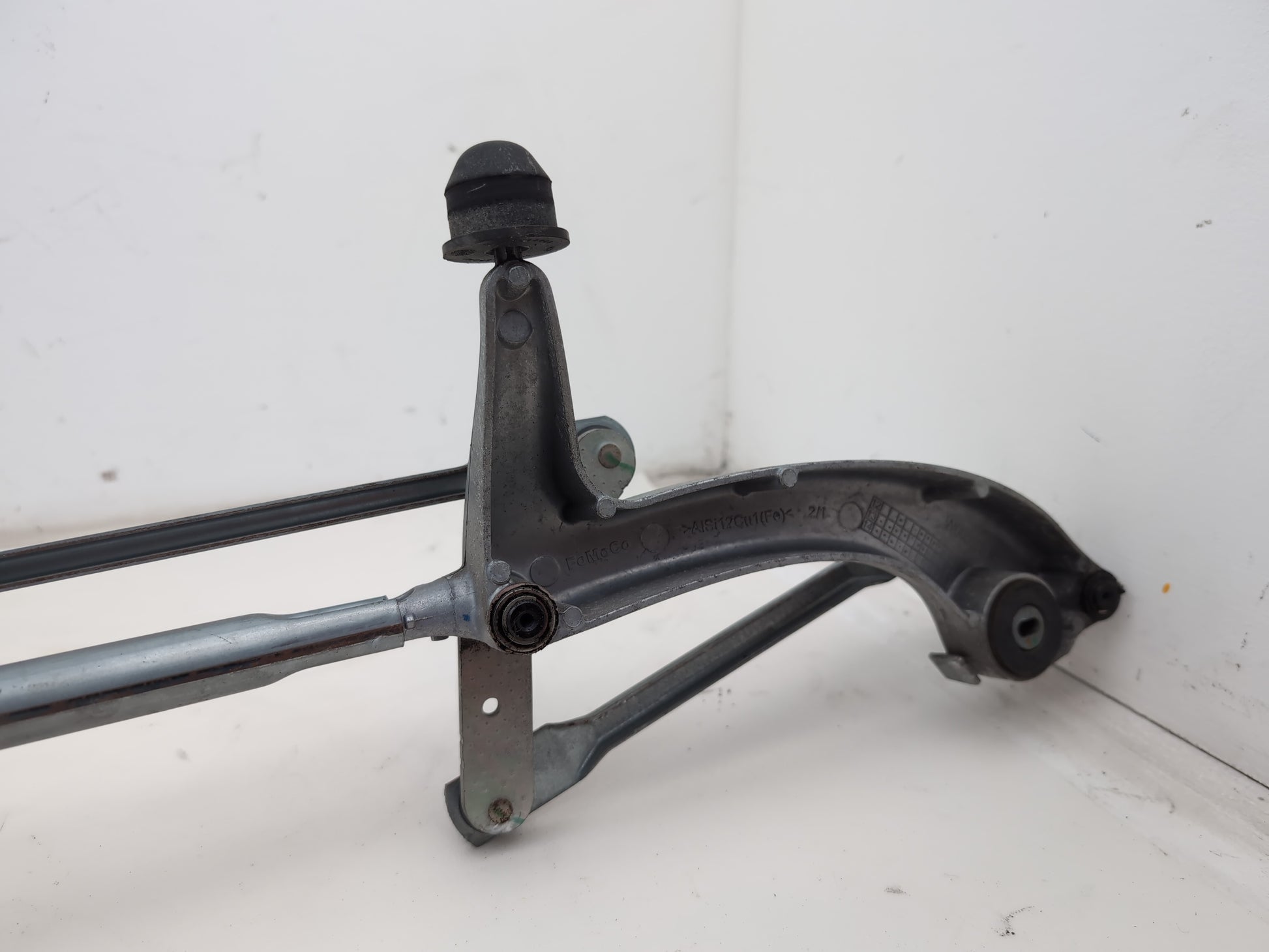 Front Wiper Motor & Mechanism / Linkage 7