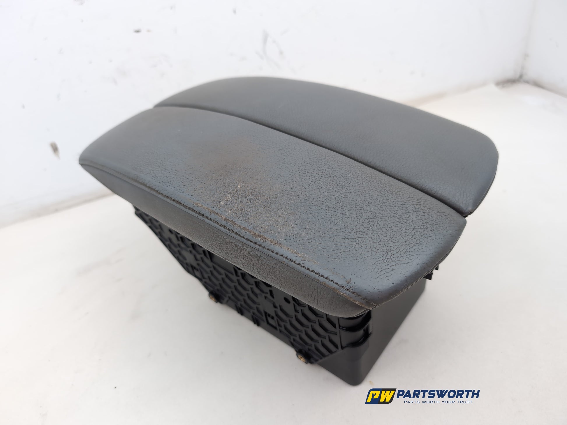 Centre Console Armrest 3