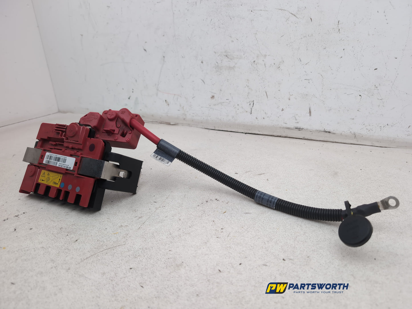 Positive Pole Battery Power Boot Distribution Fuse Box 3