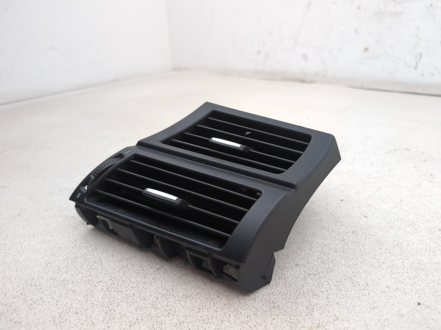 Dashboard Trim With Air Vent  3