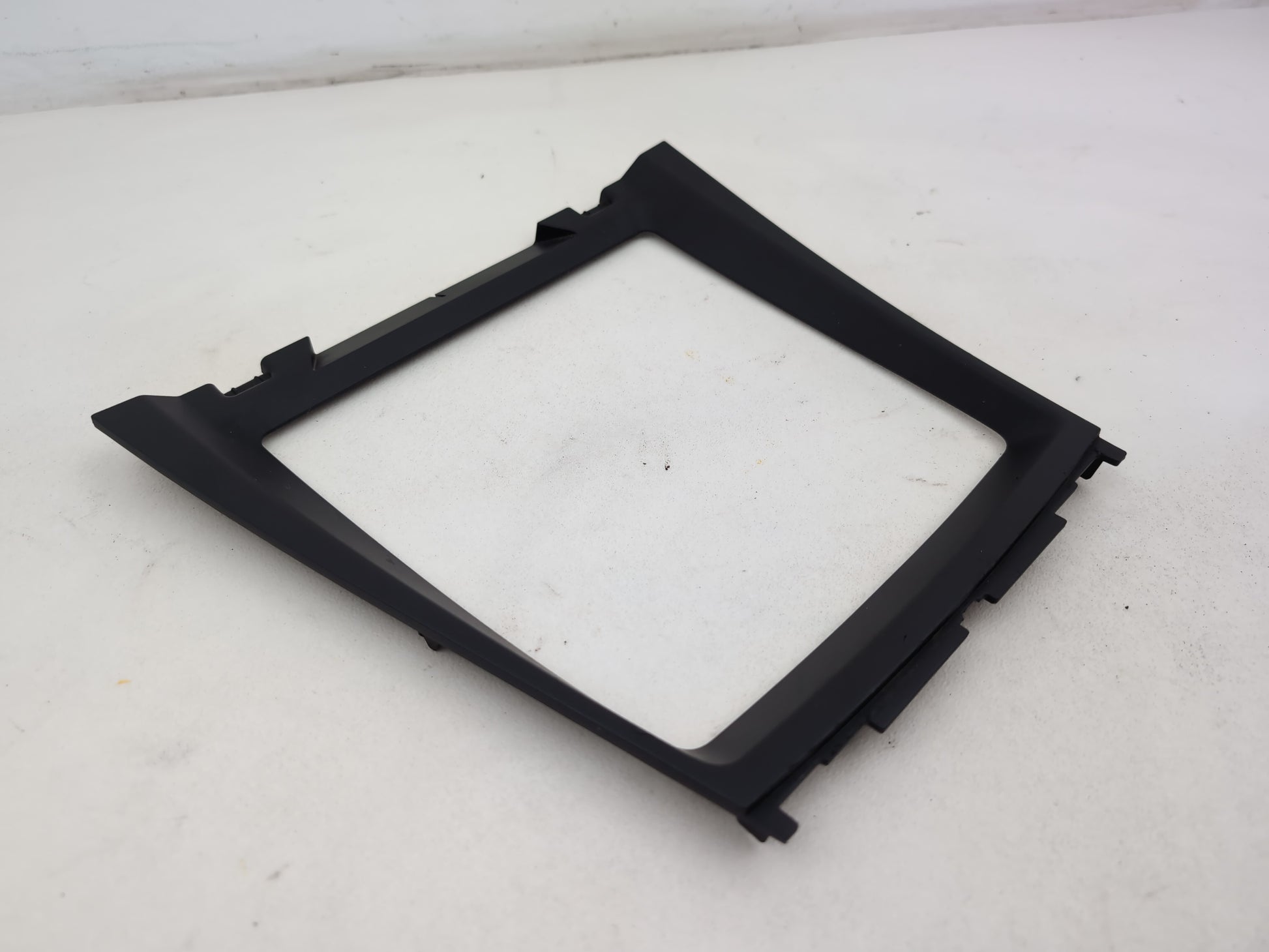 Centre Console Trim  3