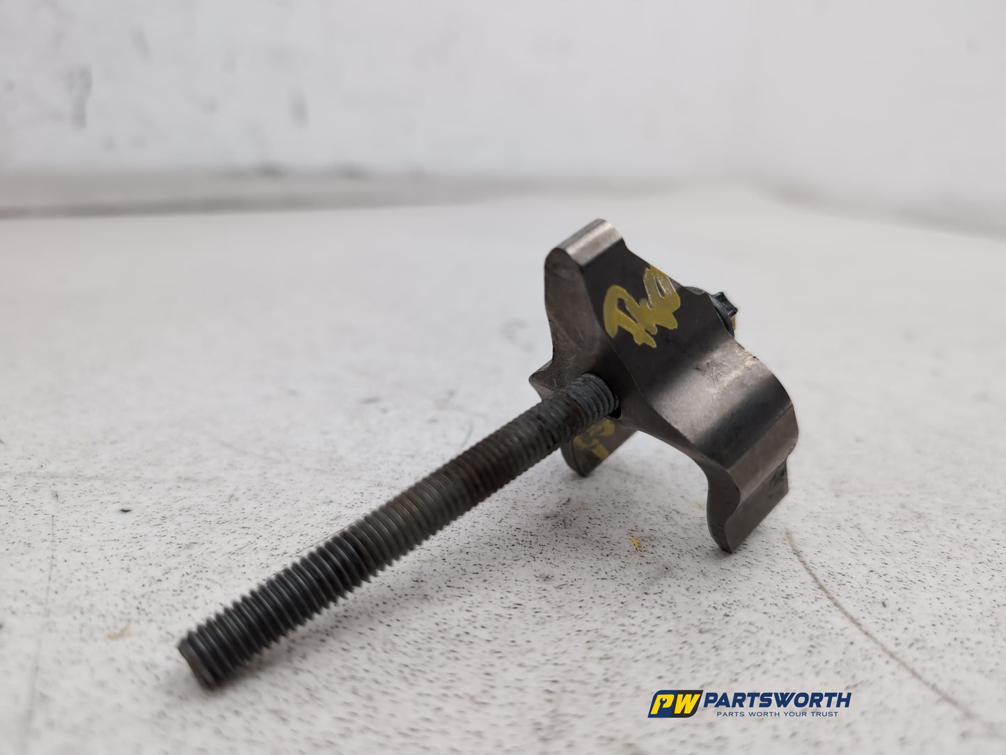 FUEL INJECTOR COVER ENGINE TRIM 3