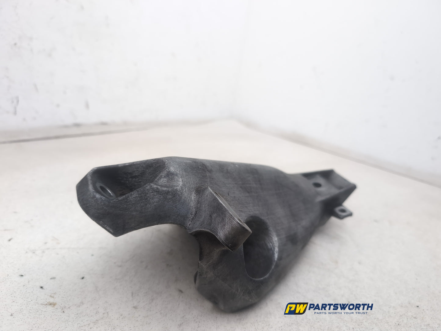 Engine Mounting Bracket 3
