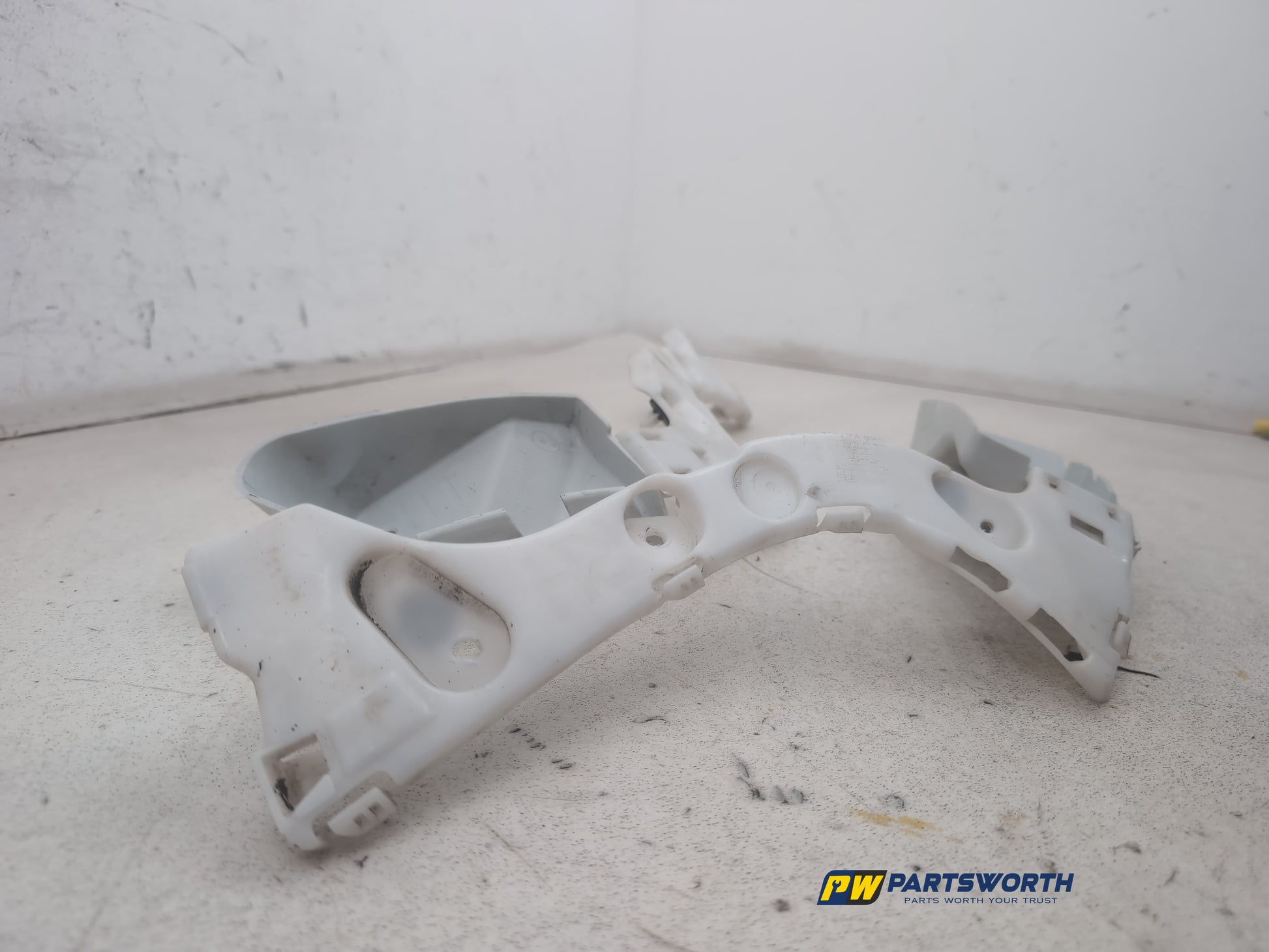 Bumper Rear Bracket LH 3