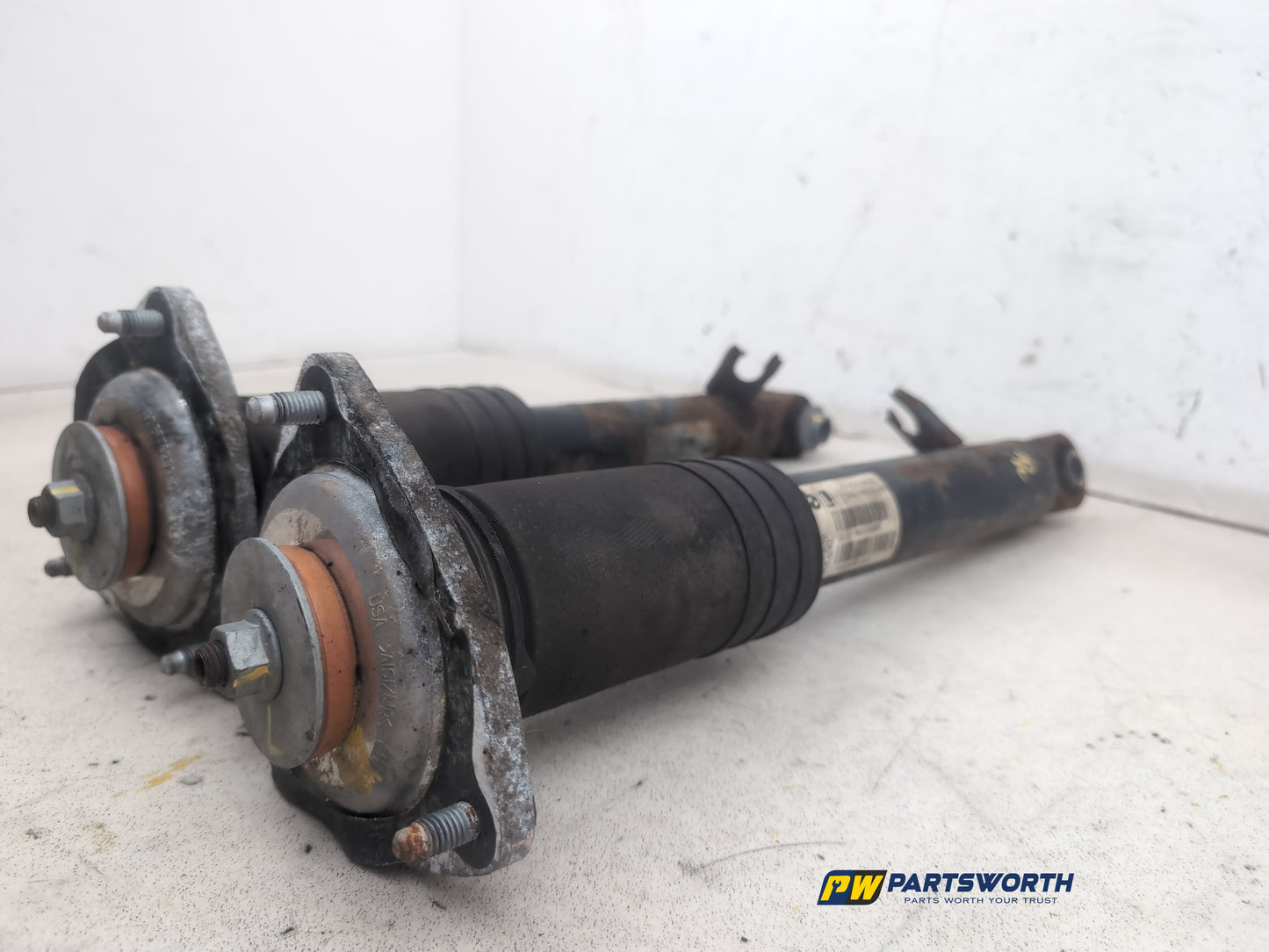 Rear Shock Absorber 3