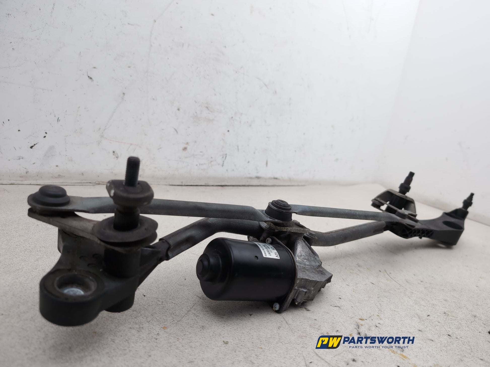 Front Wiper Motor & Mechanism / Linkage 3