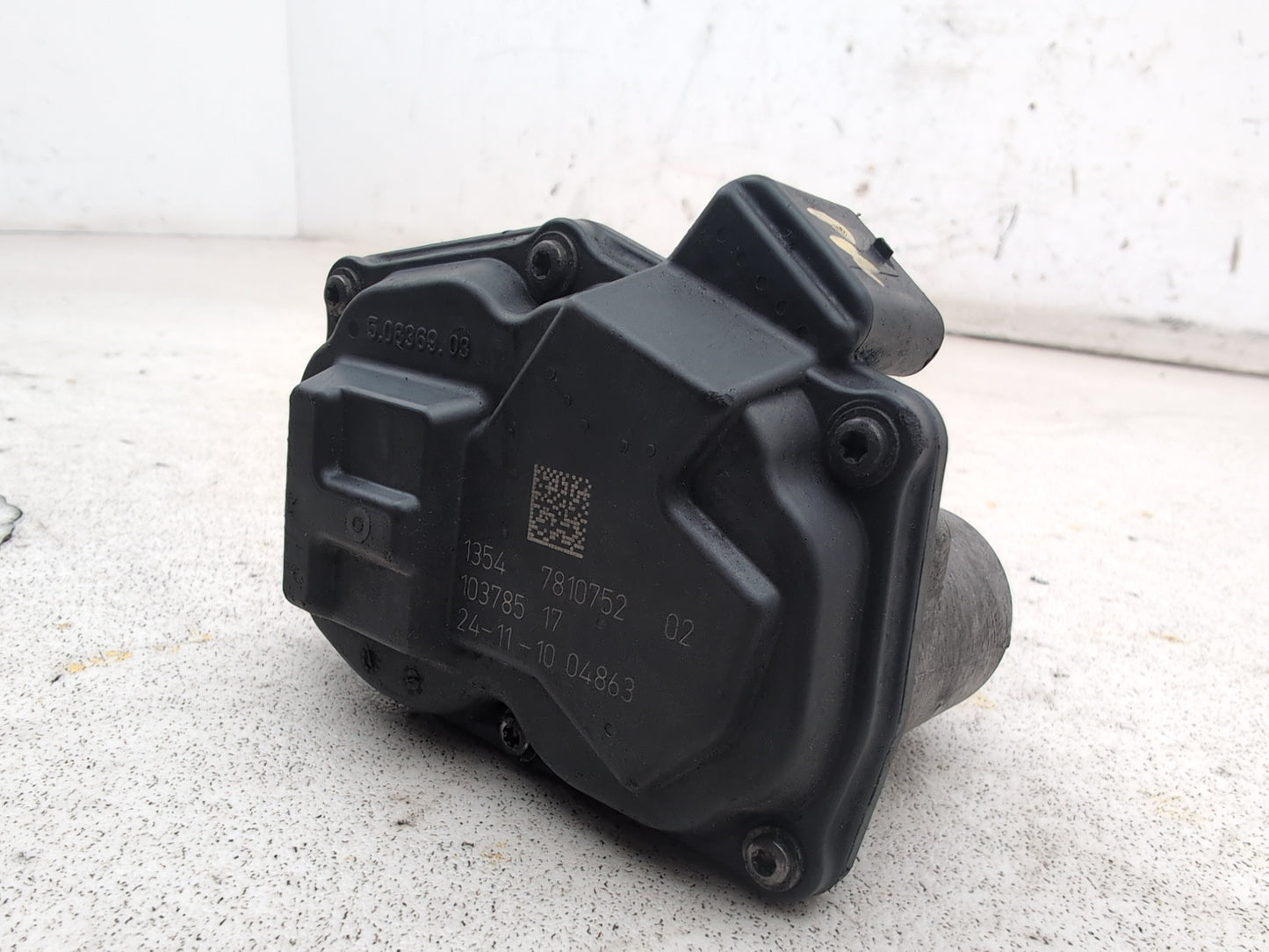 Bmw 5 Series 520d Se F10 2.0l Diesel Throttle Body 7810752 2013-2017 - photo 3