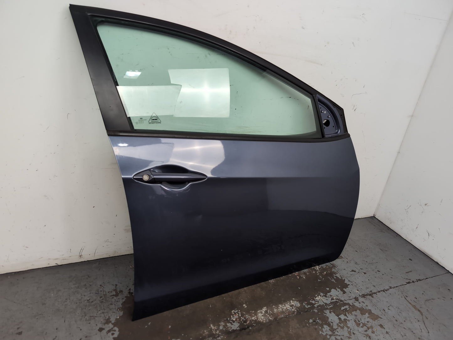 Door Front RH 3