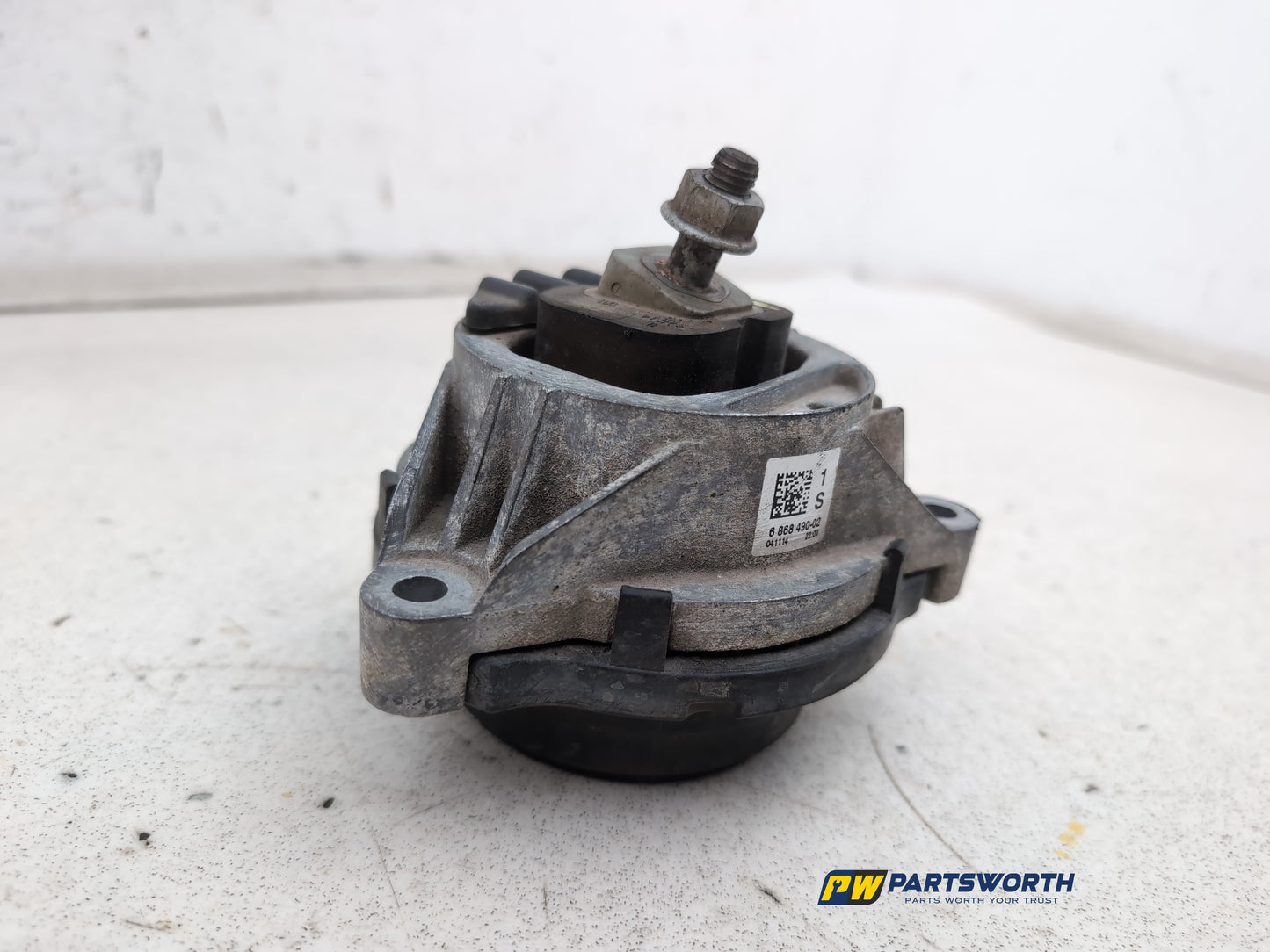 Engine Mounting RH 3