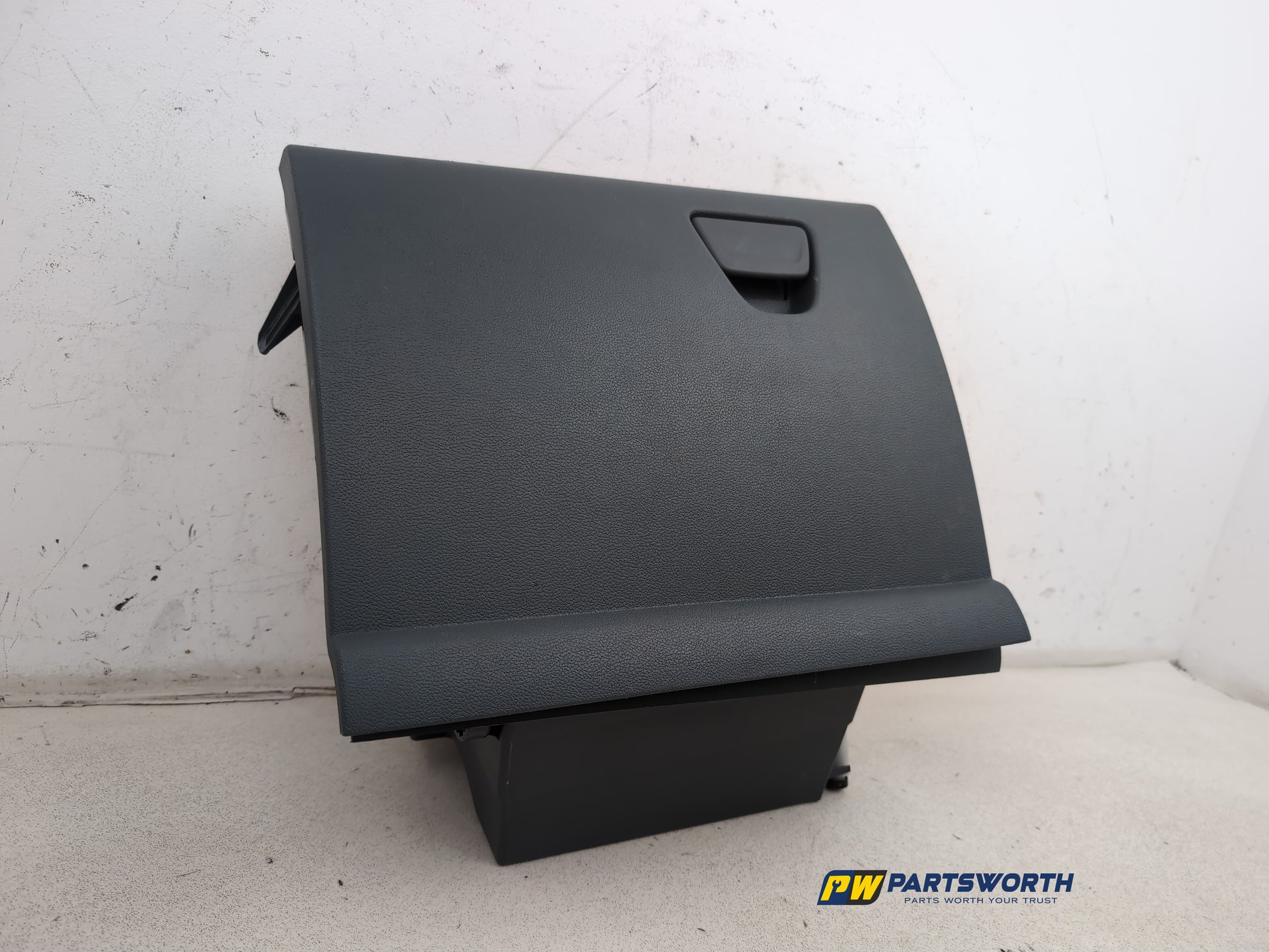 Glove Compartment Assembly 3