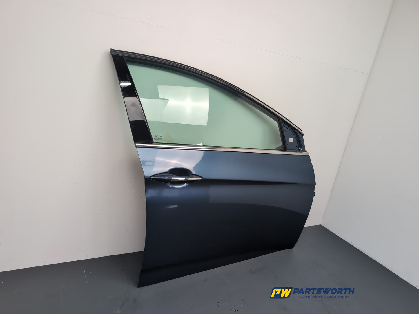 Door Front RH 3