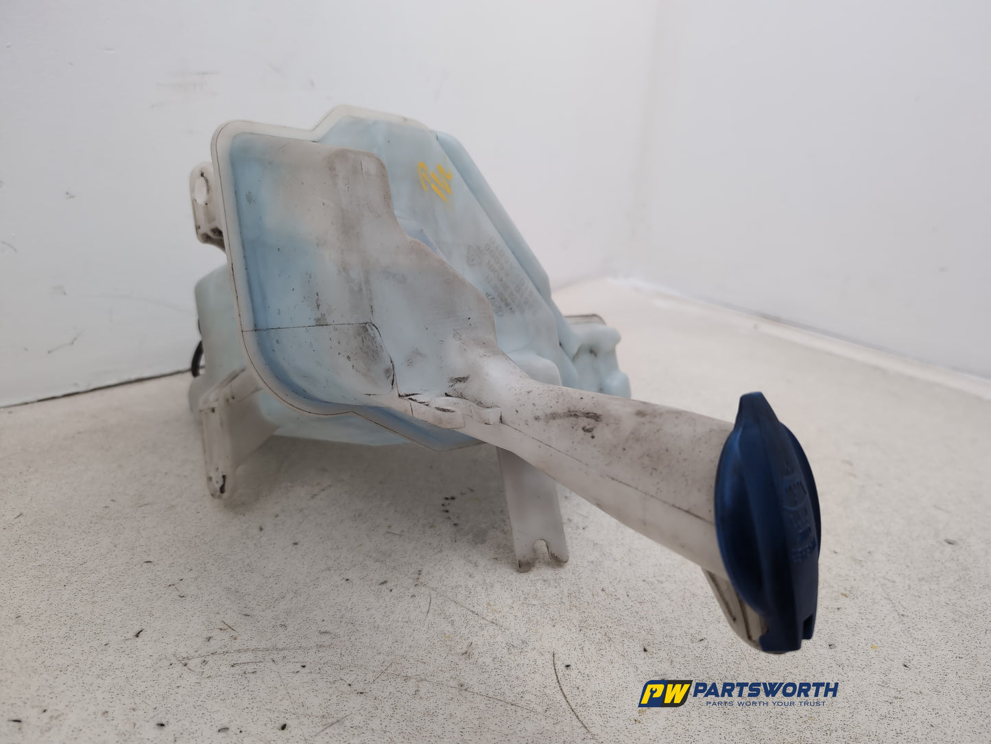 Washer Bottle Windscreen 3