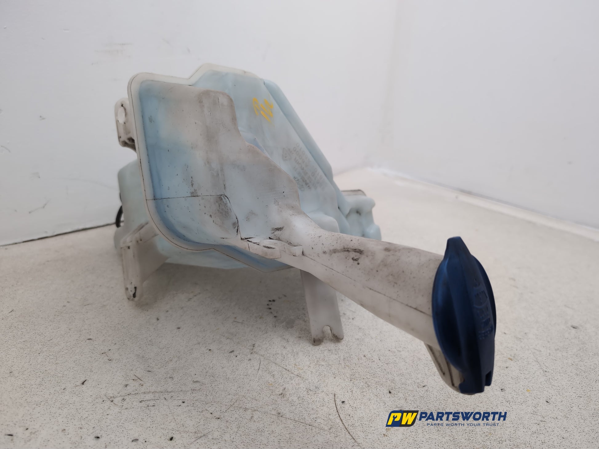 Washer Bottle Windscreen 3