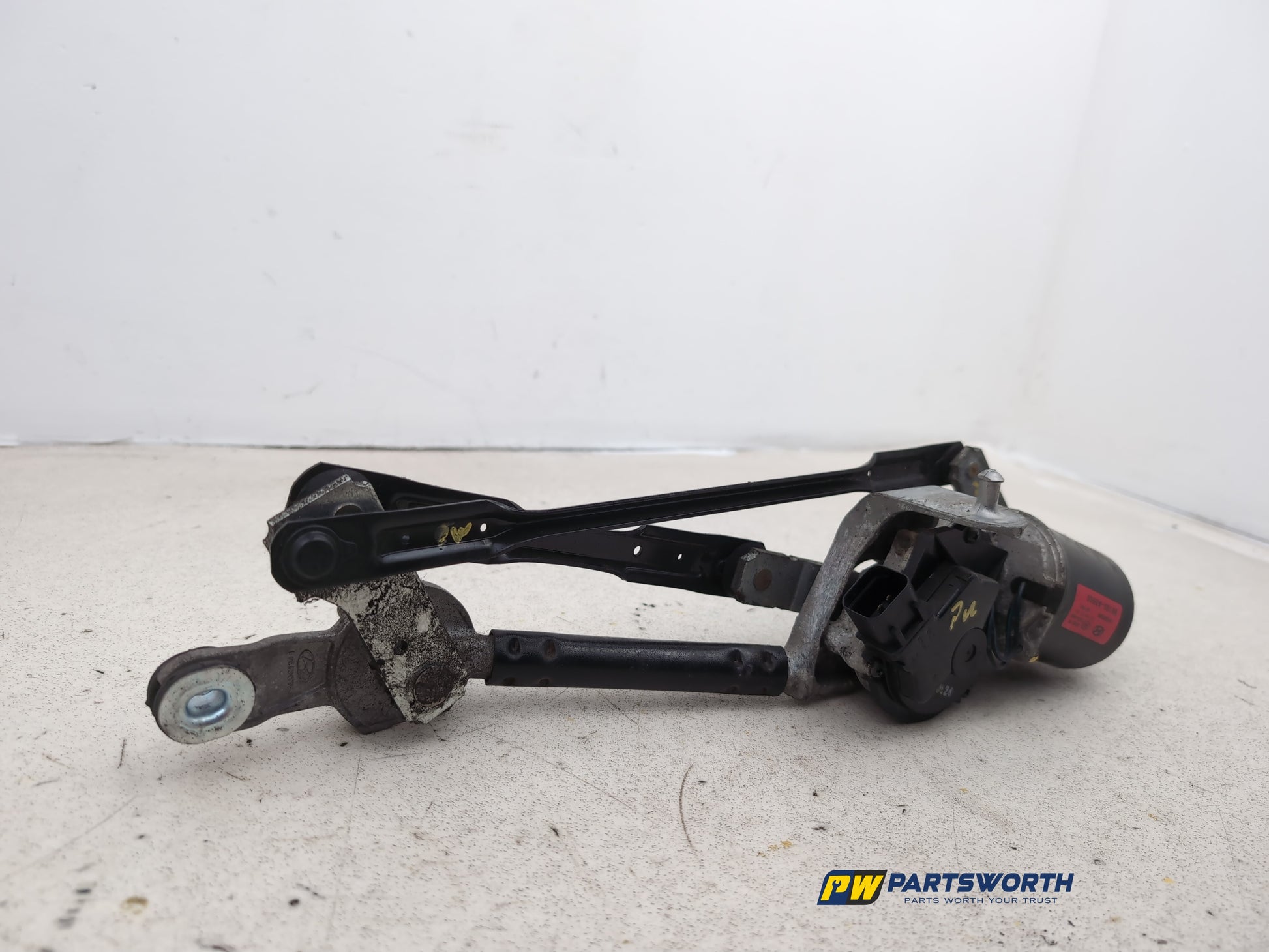 Front Wiper Motor & Mechanism / Linkage 3