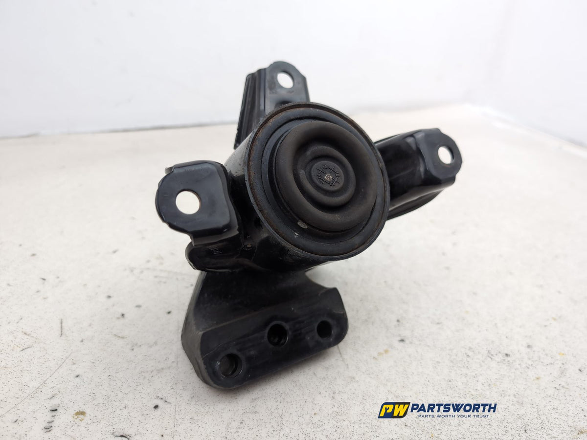 Engine Mounting RH 3