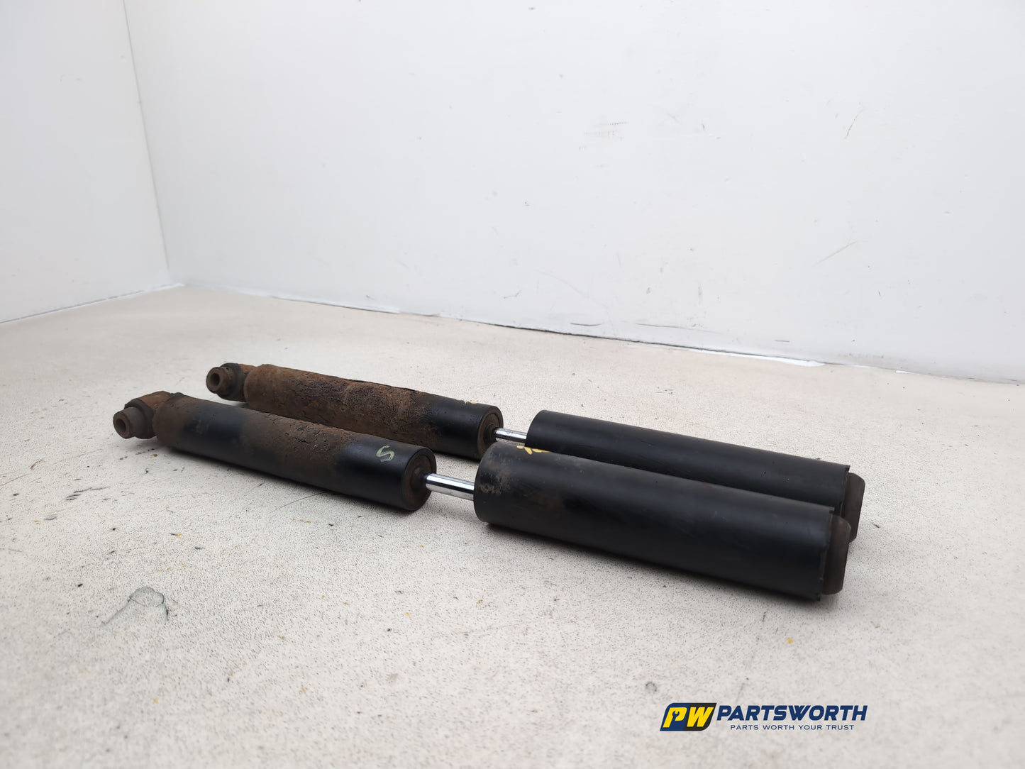 Rear Shock Absorber 3