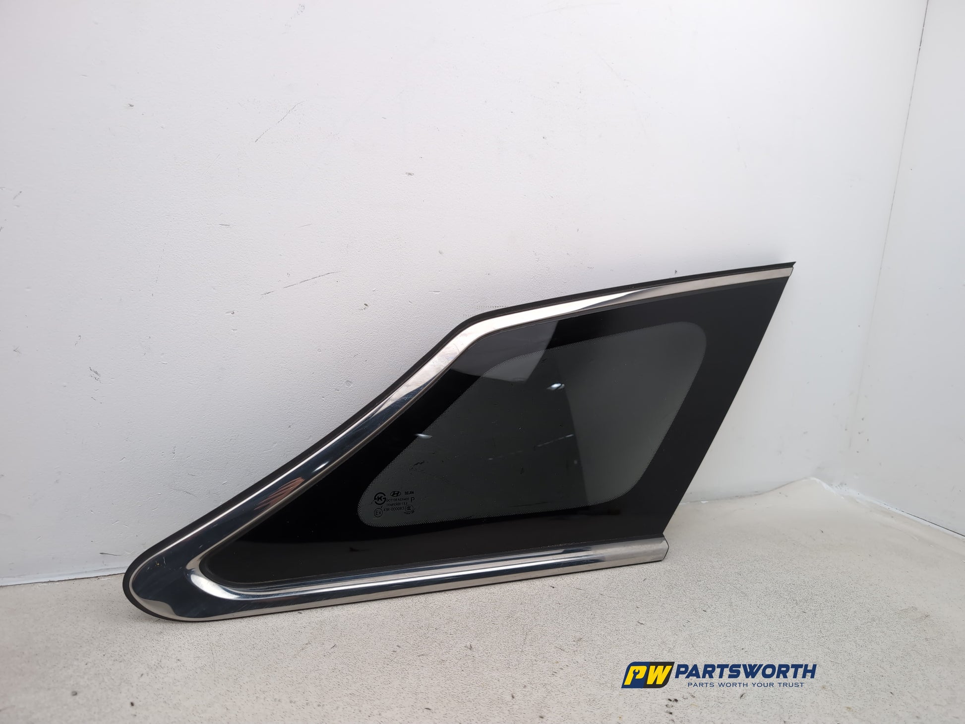 Door Glass Quarter Light Rear RH 3